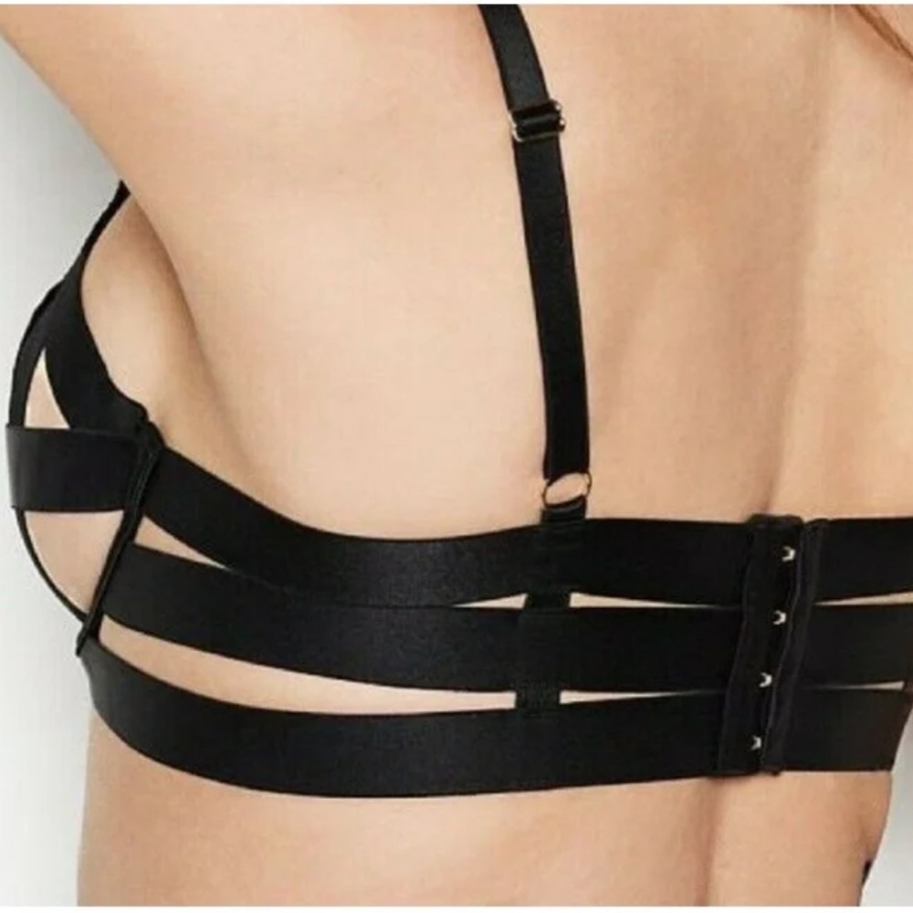 NWT Victoria’s Secret Unlined Strappy bra size 32B - Picture 3 of 7